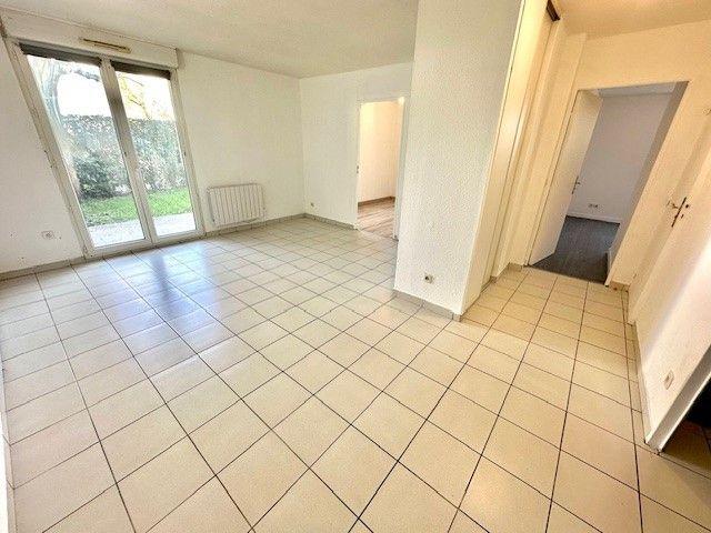 Location Appartement 2 pièces 53m² DECINES CHARPIEU 69150