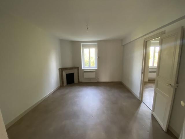Location Appartement 2 pièces 53m² MARMAGNE 71710