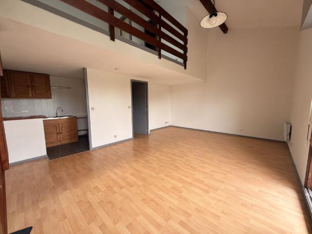 Location Appartement 2 pièces 53m² MERIGNAC 33700