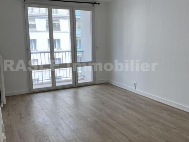 Location Appartement 2 pièces 53m² ST MAUR DES FOSSES 94100