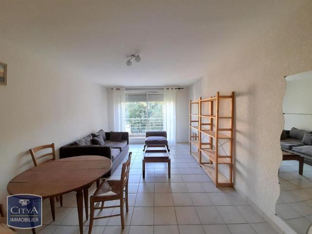 Location Appartement 2 pièces 53m² PERTUIS 84120