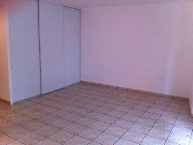 Location Appartement 2 pièces 53m² YSSINGEAUX 43200