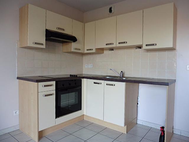 Location Appartement 2 pièces 50.4 m2 Sévérac le Château