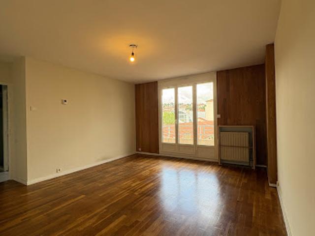 Location Appartement 2 pièces 50.17 m2 Saint Etienne