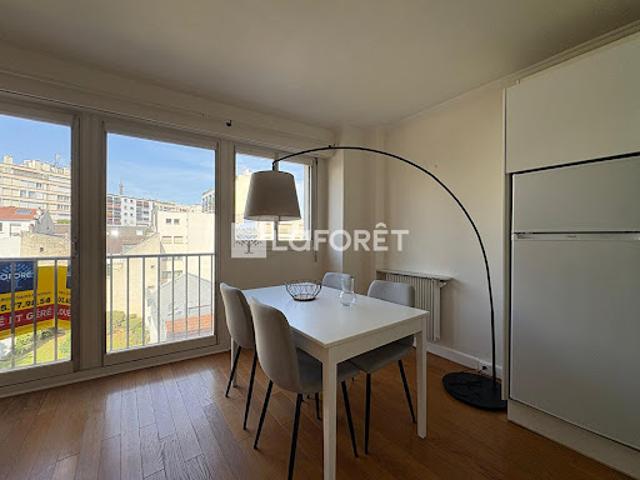 Location Appartement 2 pièces 50.21 m2 Paris 15ème