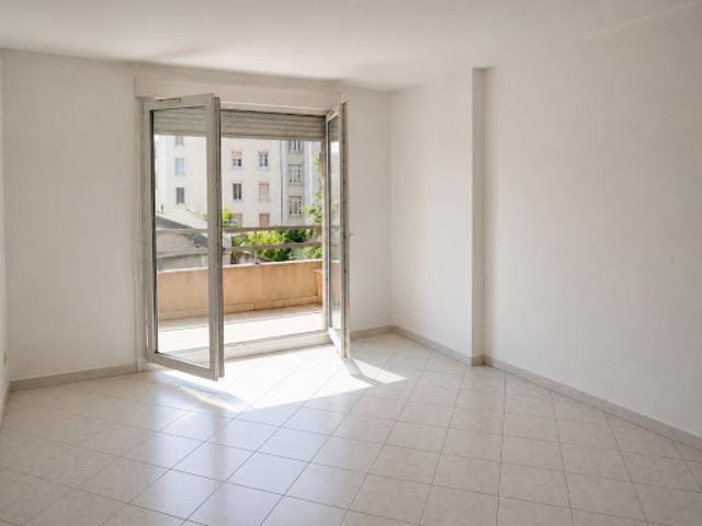 Location Appartement 2 pièces 50.24 m2 Lyon 7ème