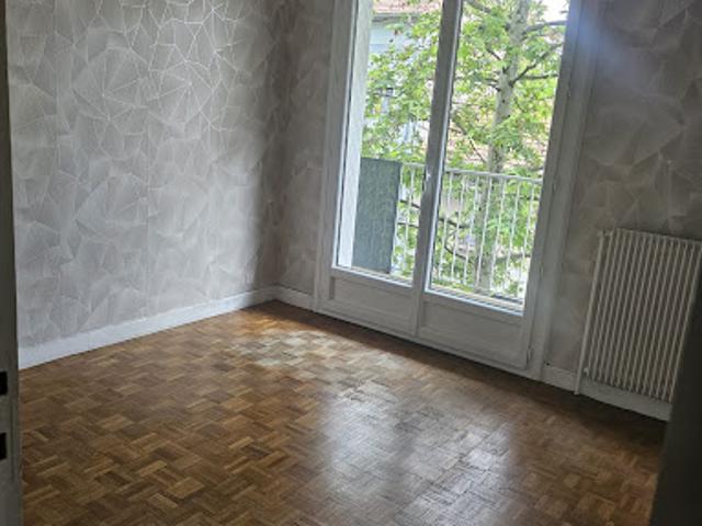 Location Appartement 2 pièces 50 m2 Venissieux