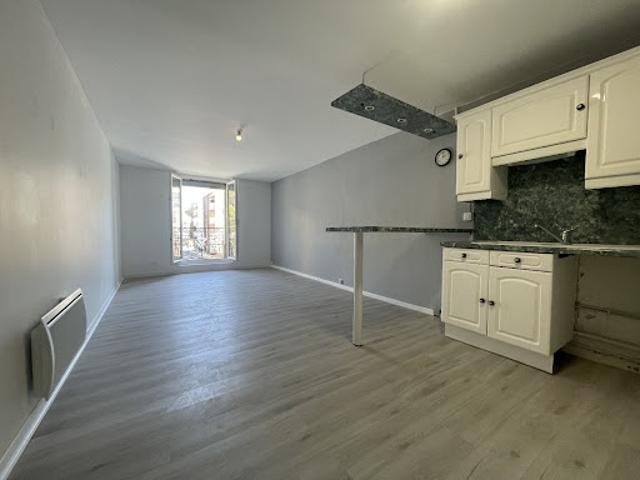 Location Appartement 2 pièces 50 m2 Beziers