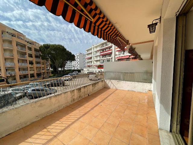 Location Appartement 2 pièces 50 m2 Cagnes sur Mer