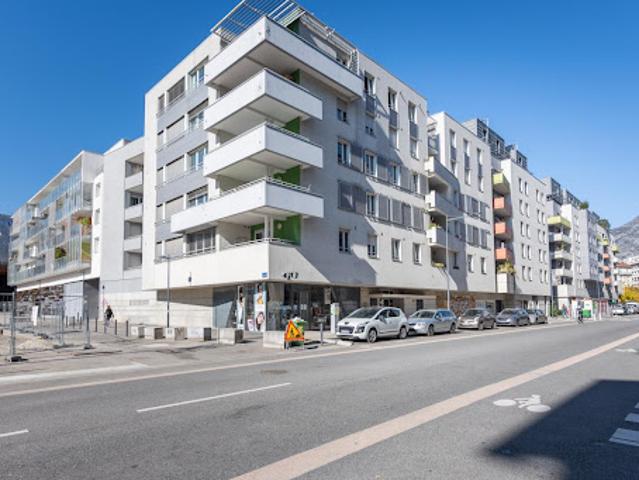 Location Appartement 2 pièces 50 m2 Grenoble