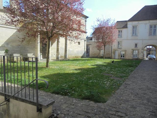 Location Appartement 2 pièces 50 m2 Laon