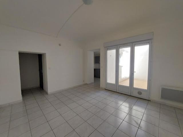 Location Appartement 2 pièces 50 m2 Lunel