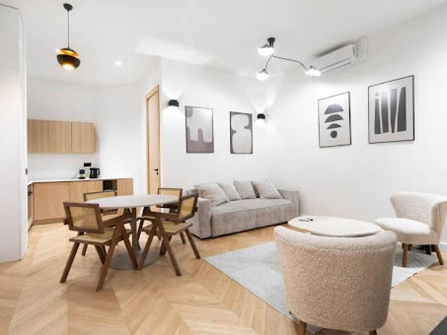 Location Appartement 2 pièces 50 m2 Paris 17ème