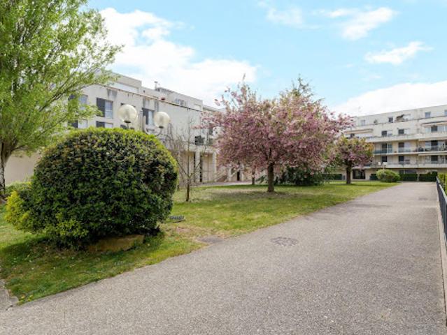 Location Appartement 2 pièces 50 m2 Reims
