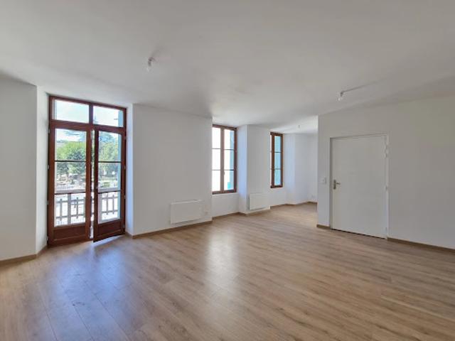 Location Appartement 2 pièces 50 m2 Saint Marcellin