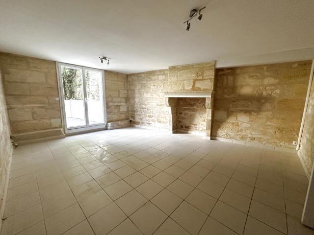 Location Appartement 2 pièces 50m² BORDEAUX 33000