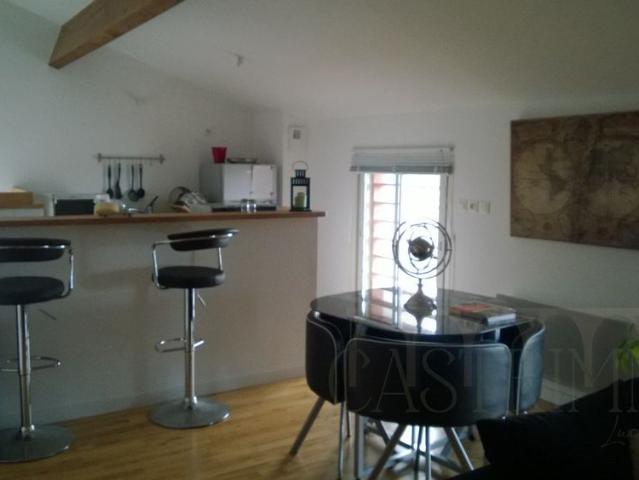 Location Appartement 2 pièces 50m² GALLARGUES LE MONTUEUX 30660