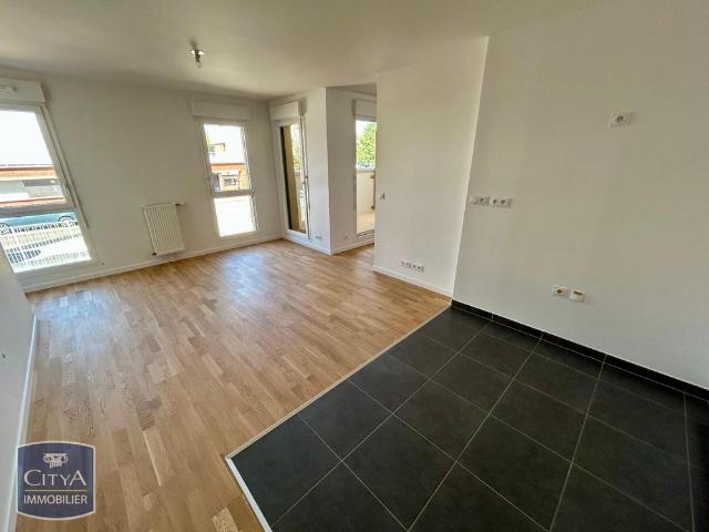 Location Appartement 2 pièces 50m² ELANCOURT 78990