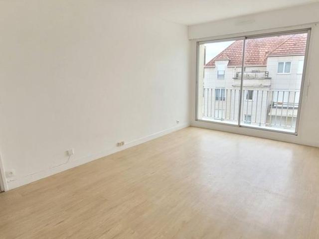 Location Appartement 2 pièces 50m² ISSY LES MOULINEAUX 92130