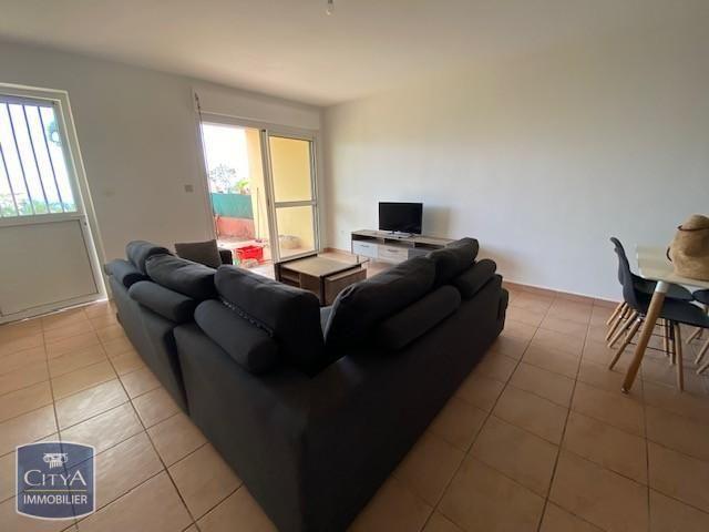 Location Appartement 2 pièces 50m² LES AVIRONS 97425