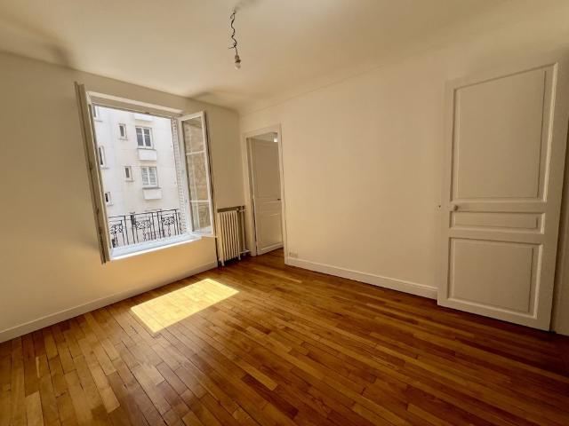 Location Appartement 2 pièces 50m² PARIS 14ème