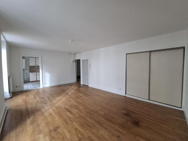 Location Appartement 2 pièces 50m² VICHY 03200