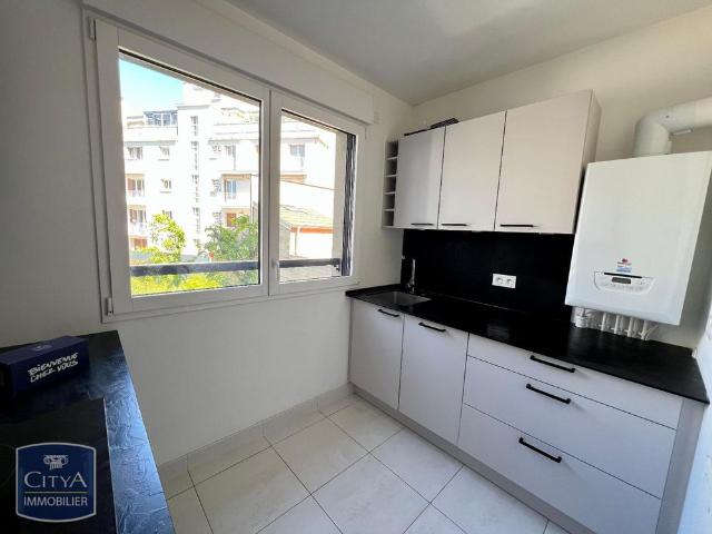 Location Appartement 2 pièces 50m² VIROFLAY 78220
