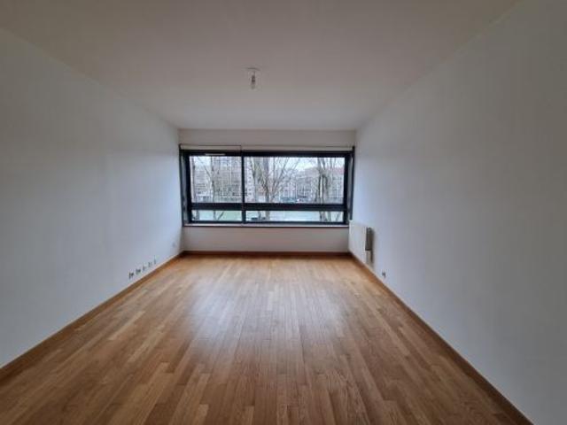 Location Appartement 2 pièces 51.11 m2 Paris 19ème