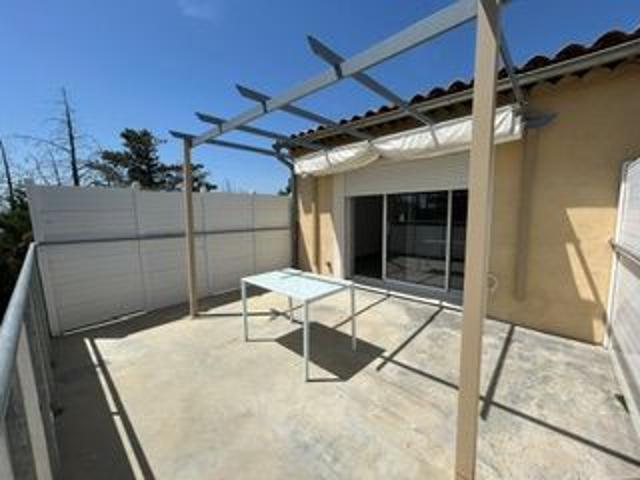 Location Appartement 2 pièces 51 m2 La Fare les Oliviers