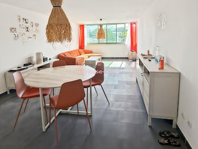 Location Appartement 2 pièces 51 m2 Le tampon