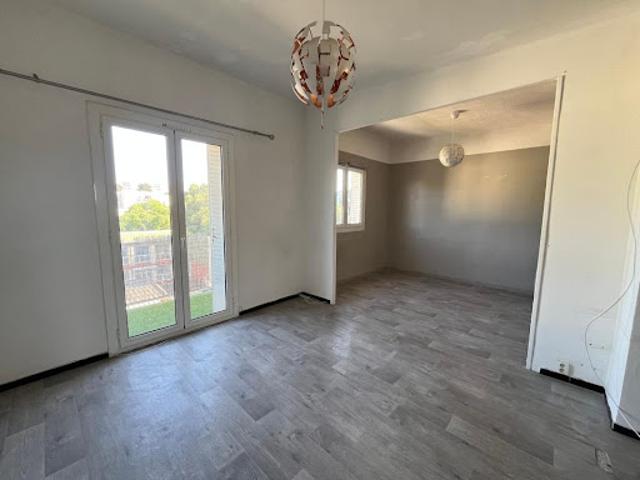 Location Appartement 2 pièces 51 m2 Marseille 10ème
