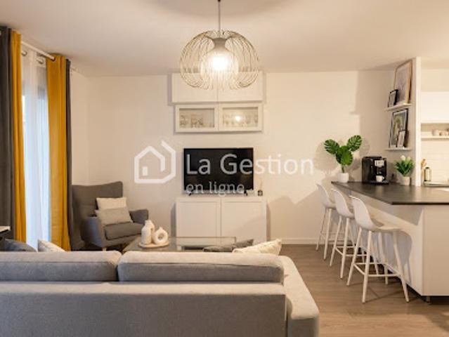 Location Appartement 2 pièces 51 m2 Noisy le Grand