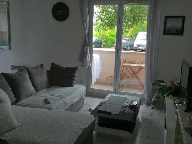 Location Appartement 2 pièces 51m² CAVAILLON 84300
