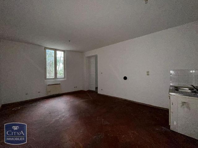 Location Appartement 2 pièces 51m² CARPENTRAS 84200