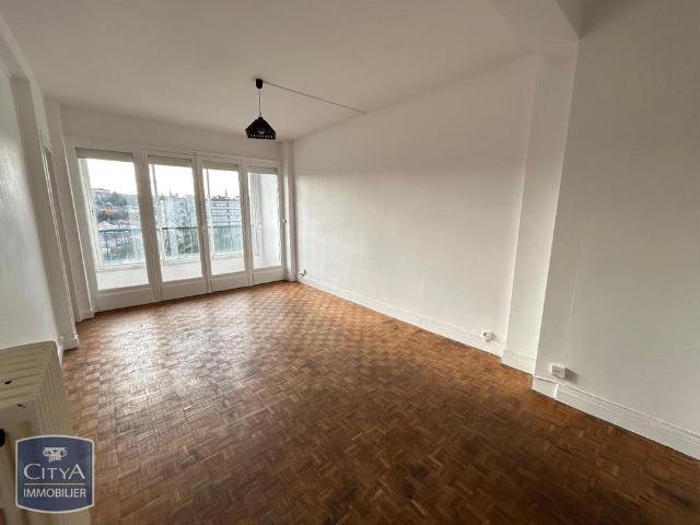 Location Appartement 2 pièces 51m² ANGOULEME 16000