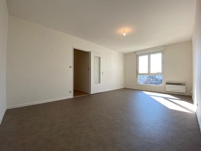 Location Appartement 2 pièces 51m² BESANCON 25000