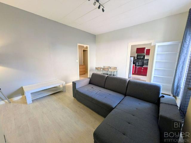 Location Appartement 2 pièces 51m² FOUGERES 35300