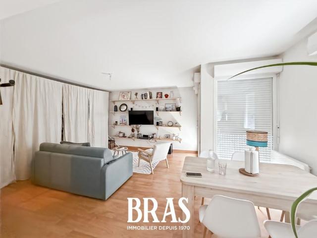 Location Appartement 2 pièces 51m² INDRE 44610