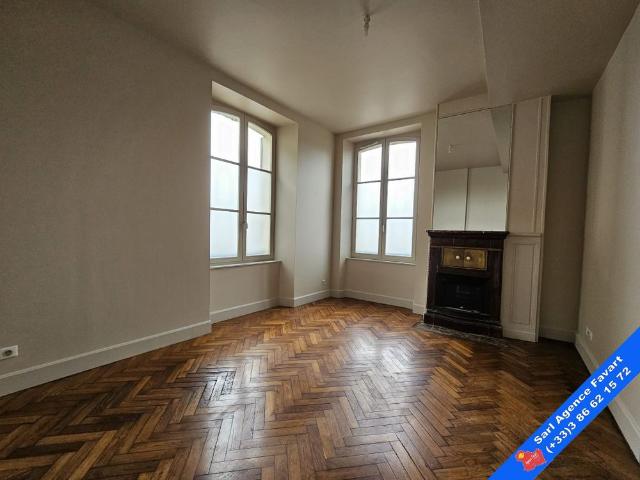 Location Appartement 2 pièces 51m² JOIGNY 89300