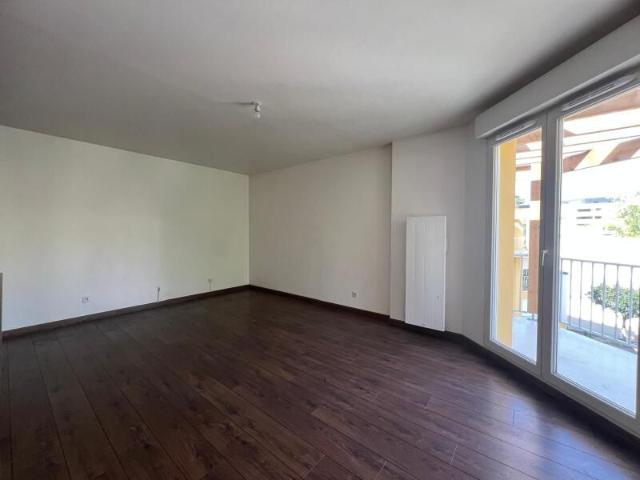 Location Appartement 2 pièces 51m² ORLEANS 45000