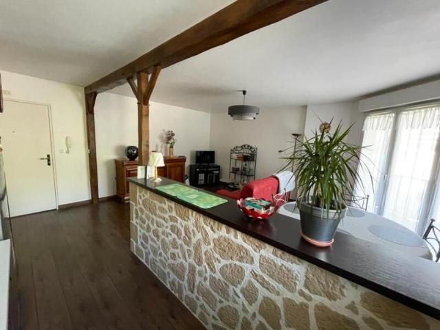 Location Appartement 2 pièces 51m² ORLEANS 45000