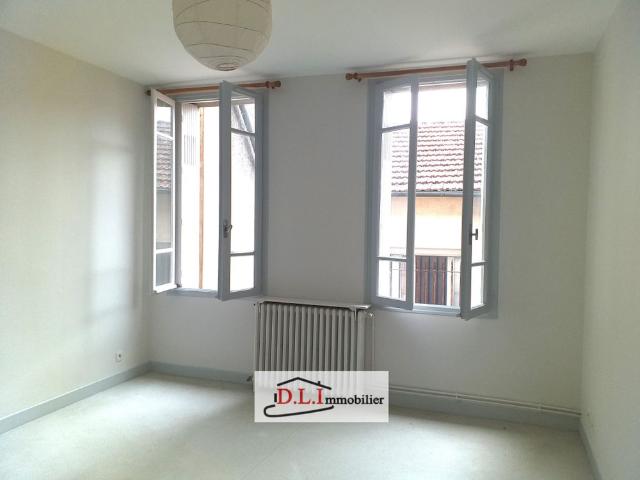 Location Appartement 2 pièces 51m² MOISSAC 82200