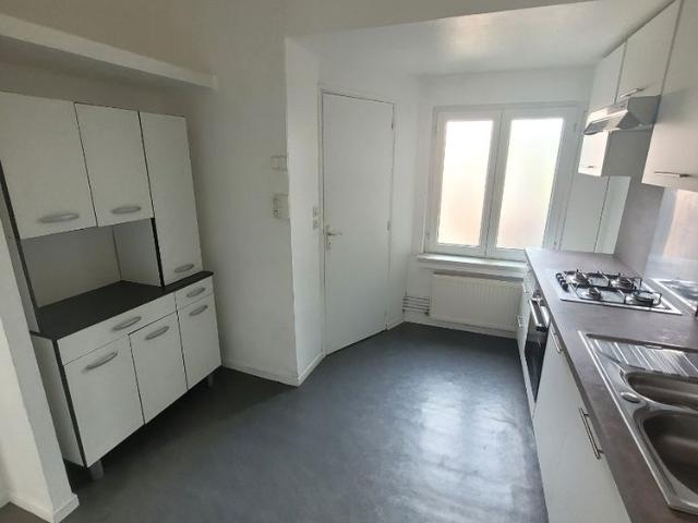 Location Appartement 2 pièces 51m² MAUBEUGE 59600