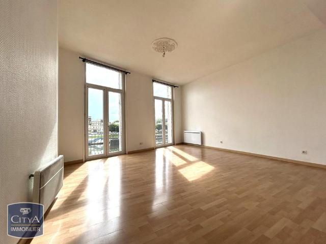 Location Appartement 2 pièces 51m² SAINTES 17100