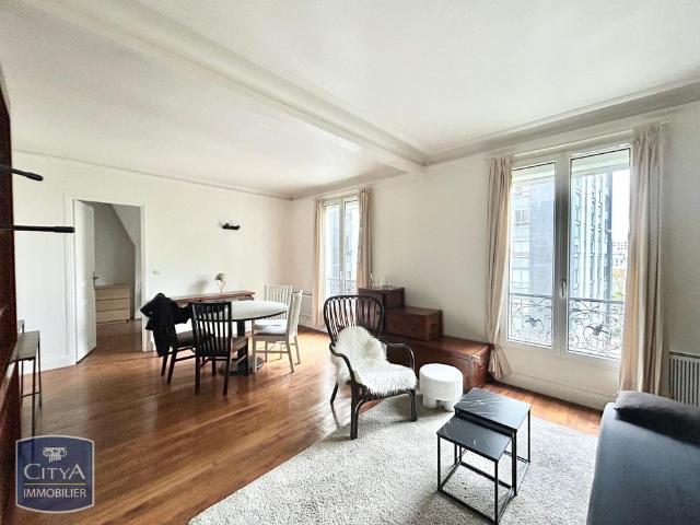 Location Appartement 2 pièces 51m² PARIS 19ème