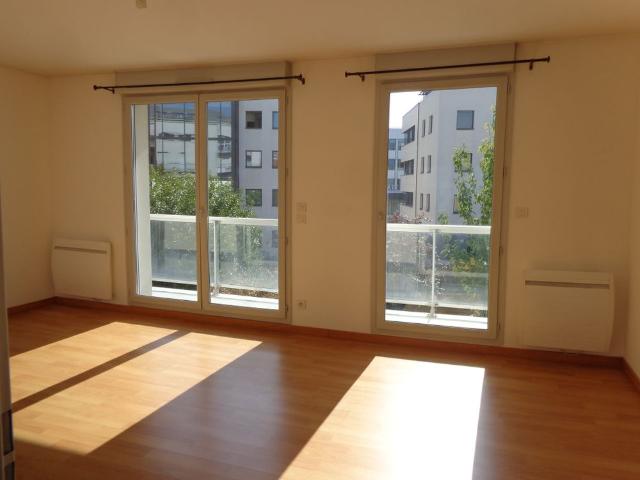 Location Appartement 2 pièces 51m² REIMS 51100
