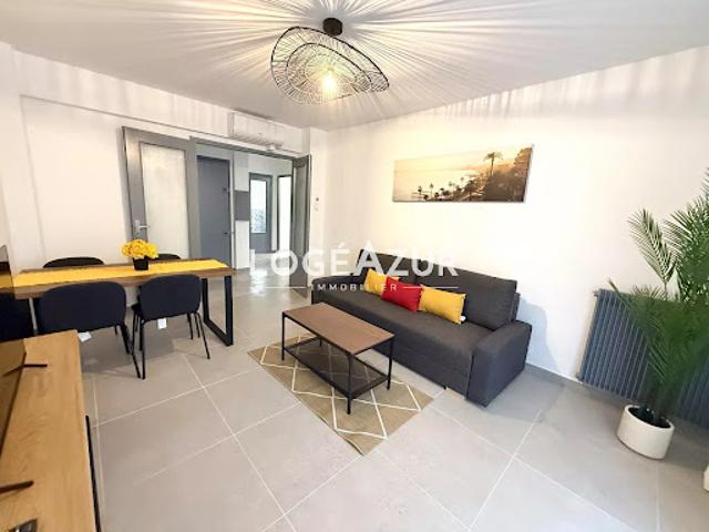 Location Appartement 2 pièces 52 m2 Antibes