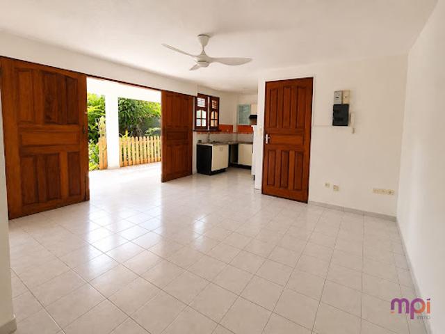 Location Appartement 2 pièces 52 m2 Les trois ilets