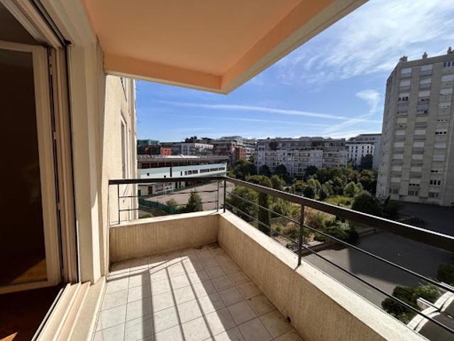 Location Appartement 2 pièces 52 m2 Lyon 3ème