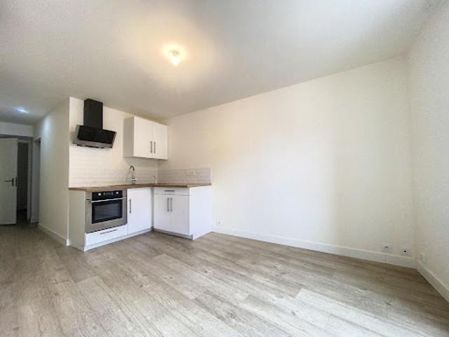 Location Appartement 2 pièces 52 m2 Pia